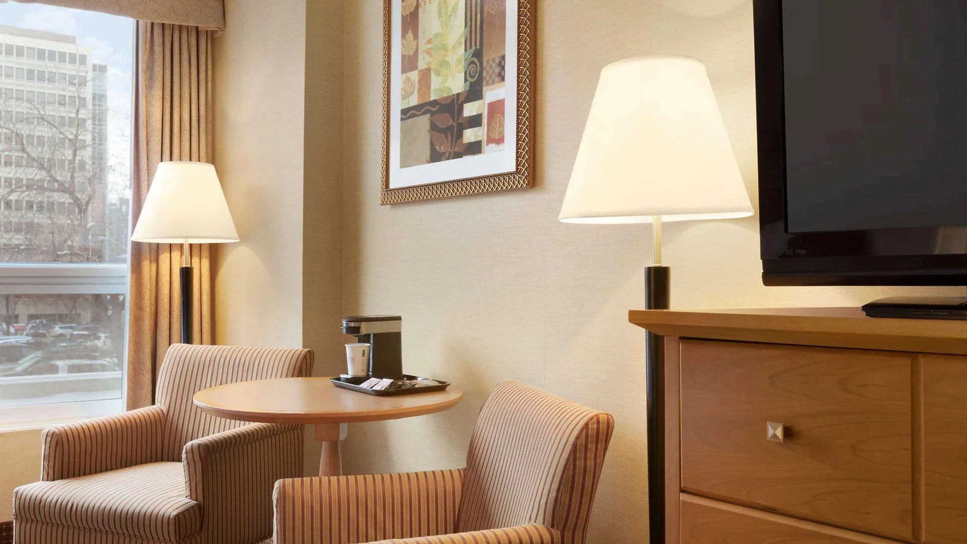 *** Hotel Days Inn By Wyndham Edmonton Downtown Canadá