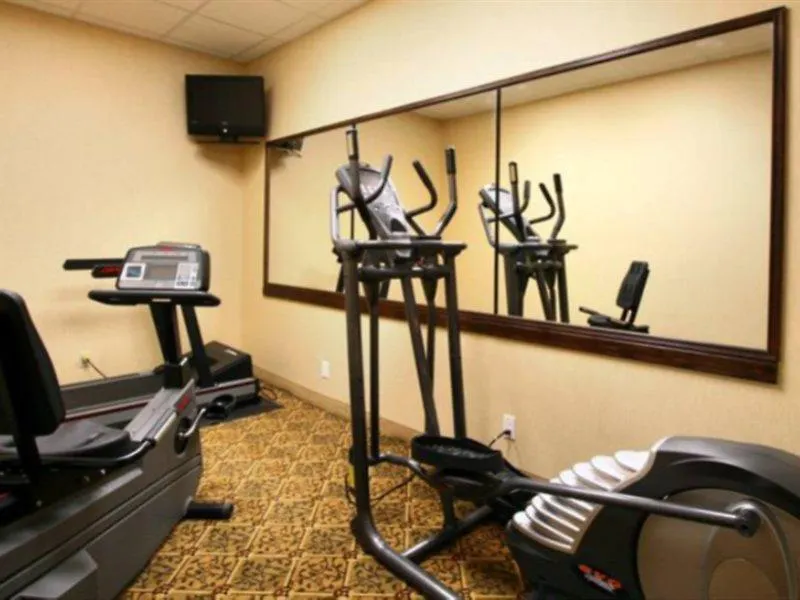 *** Hotel Days Inn By Wyndham Edmonton Downtown Canadá
