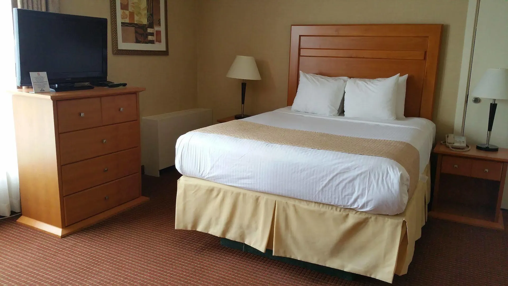 Hotel Days Inn By Wyndham Edmonton Downtown